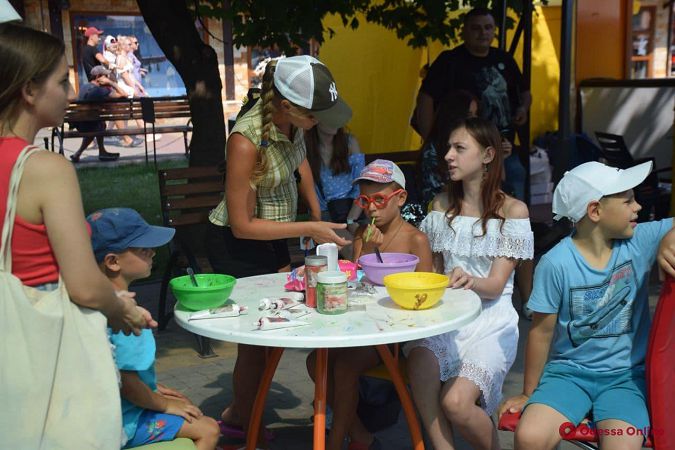 В парке Горького празднуют День Нептуна (фото)