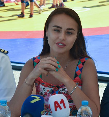 dsc_2695_copy.jpg