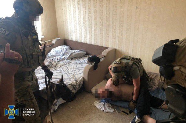 Сбывал фальшивую валюту: СБУ задержала «криминального авторитета» из списка СНБО