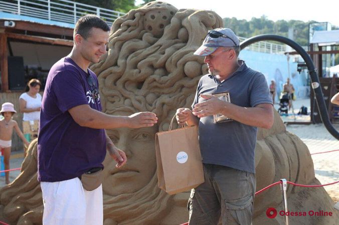 В Одессе прошел пятый фестиваль скульптур из песка Sand Fest (фото)