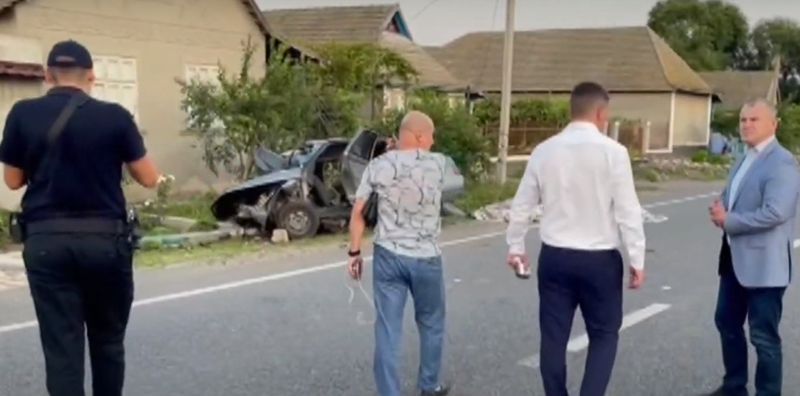 Гибель полицейских в Одесской области: появились видео с места аварии