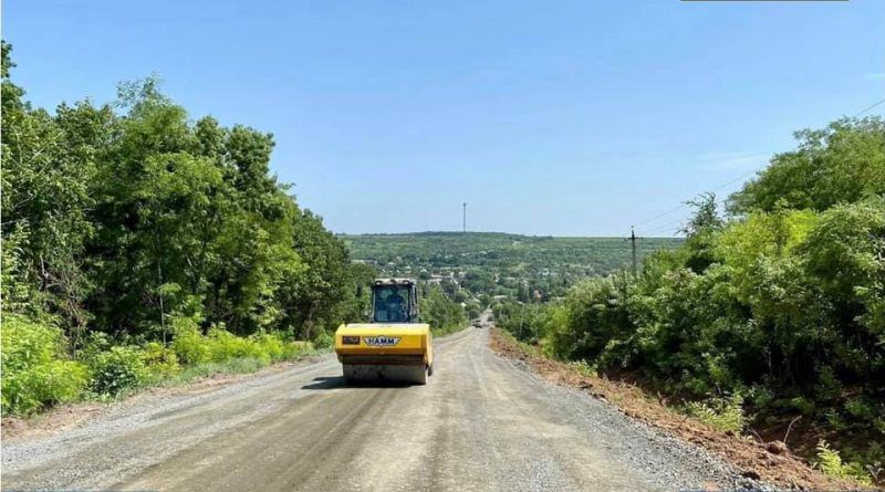 В Одесской области ремонтируют дорогу, ведущую к границе с Молдовой