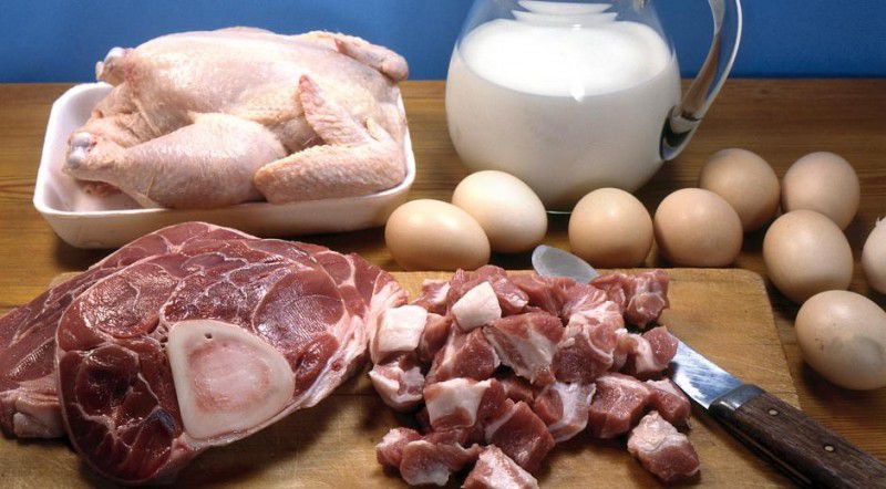 Производство мяса, молока и яиц в регионе продолжает падать