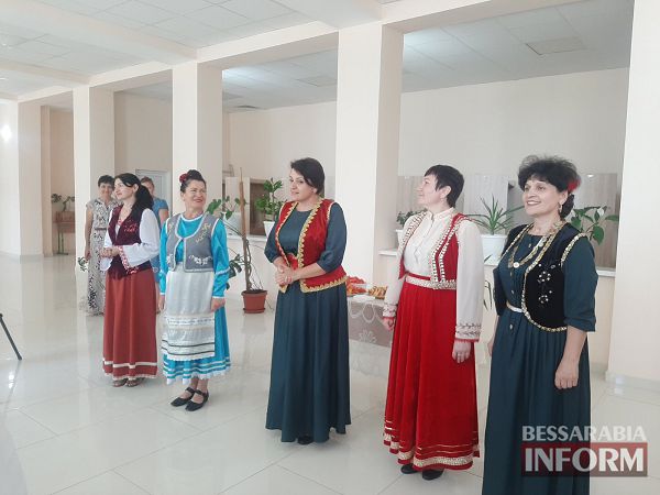 Турецкий подарок бессарабским гагаузам: Котловина похвастала роскошным ДК перед губернатором Одесской области
