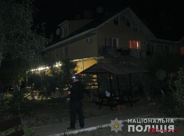 На базе отдыха в Затоке лжеминер «поставил на уши» полицию и спасателей