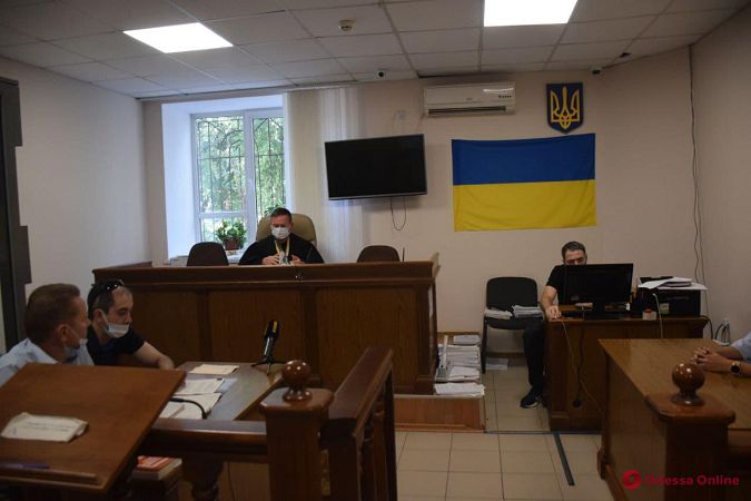 Одесский суд отпустил под личное обязательство волонтера, которого хотят экстрадировать в РФ