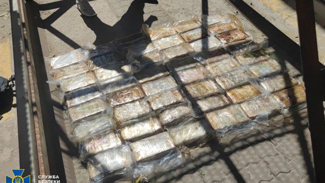 60 кг кокаїну на $10 млн: СБУ зупинила контрабанду наркотиків через Україну до Європи