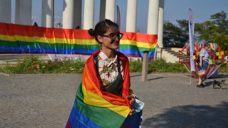 В Одесі стартувала хода ЛГБТ-фестивалю. Текстовий онлайн
