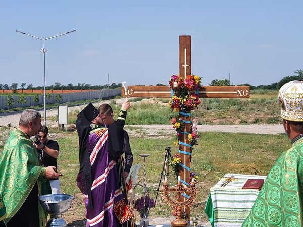 В Одесской области ПЦУ освятила место под строительство нового храма