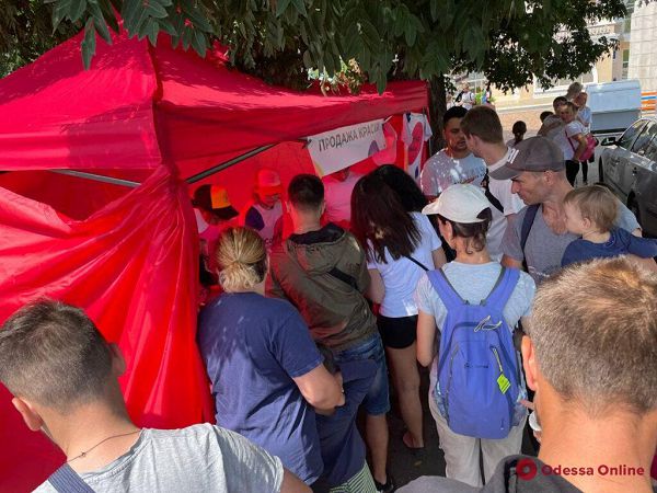 Праздник всех цветов радуги: в парке Шевченко состоялся зажигательный ColorFest-2021 (фото, видео)