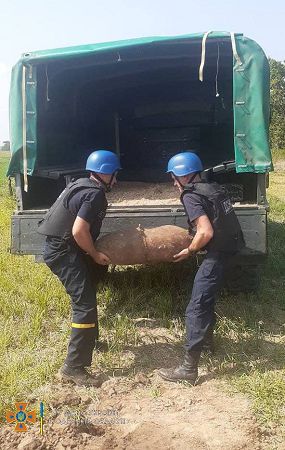 В Одесской области нашли 100-килограмовую авиабомбу