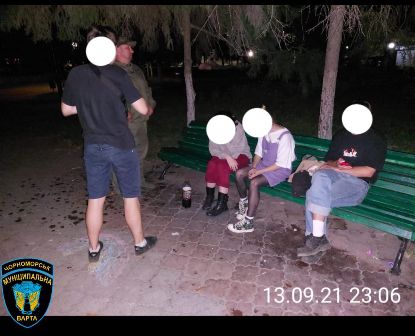 В Одесской области задержали пьяную компанию подростков