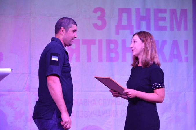 Новая традиция: килийским спасателям устроили праздник, где наградили лучших