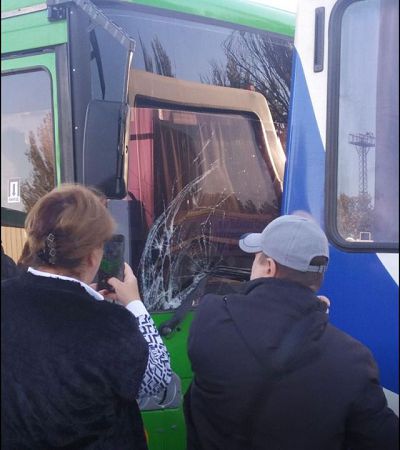 В Суворовском районе не поделили дорогу две маршрутки и две легковушки