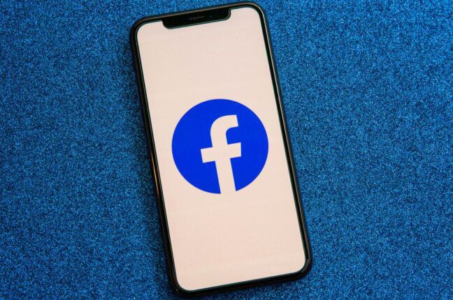 В Украине запустили сервис, который при помощи Facebook будет помогать полиции искать пропавших детей