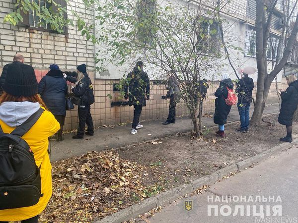 В Одессе полицейские вместе с гражданами боролись с распространением наркотиков через интернет