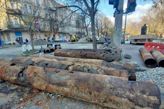 В Одессе ускорят темпы ремонта и замены подземных коммуникаций