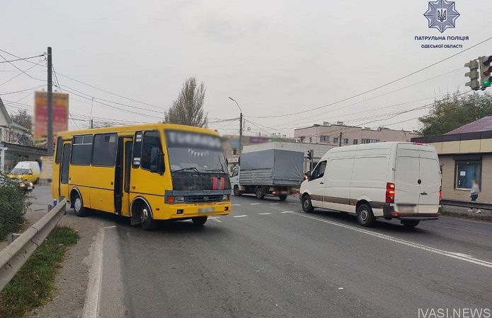 В Одессе ребенок попал под колеса маршрутки