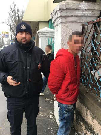 В Одессе двух парней задержали за разбой