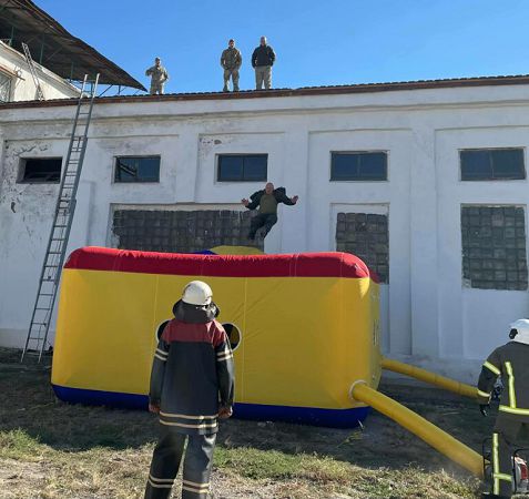 В Одессе собирают деньги на автомобиль для добровольной команды спасателей