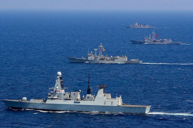 Турция ограничит проход в Черное море для военных кораблей РФ