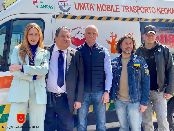 В Одессу прибыла гуманитарная помощь из Генуи
