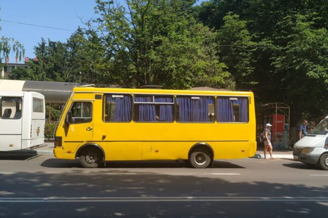 В связи с нехваткой топлива временно сокращается количество автобусных маршрутов из Одессы