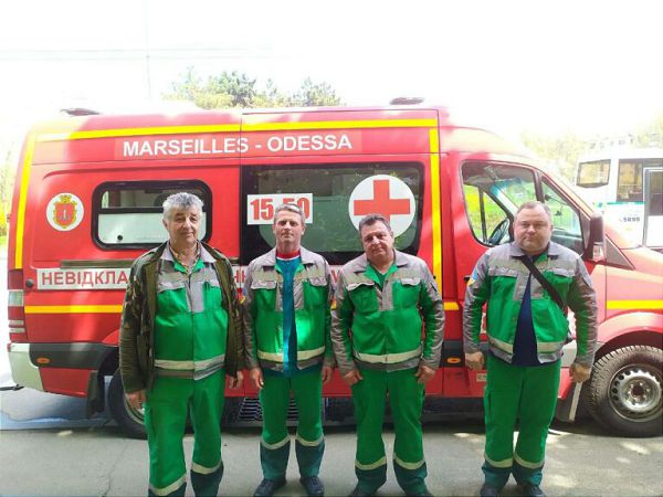 В Одессе испытали подаренную Марселем пожарную машину