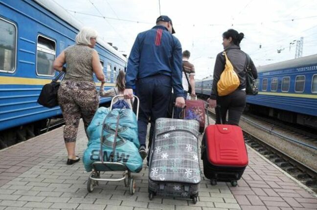 В Украине почти половина внутренних переселенцев вернулись в свои дома