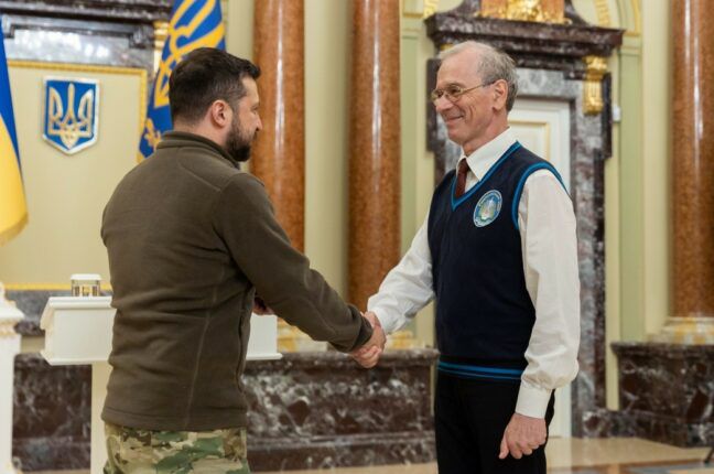 Учитель фізики з Одеси отримав звання «Народний учитель України»