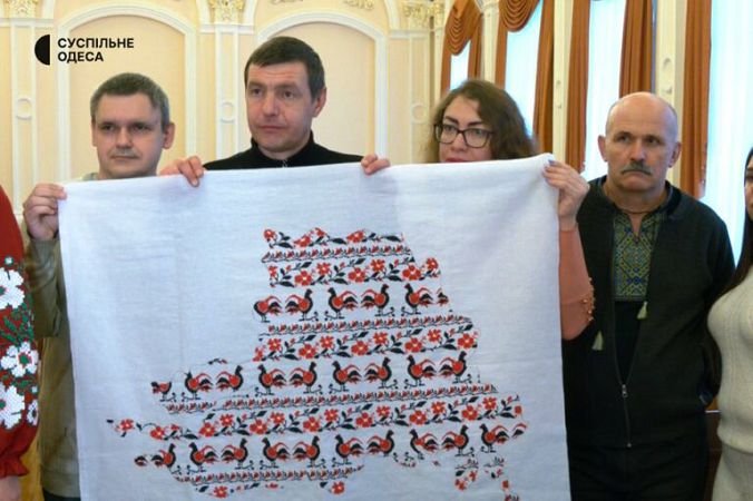 Вишиту мапу Херсонської області презентували в Одесі