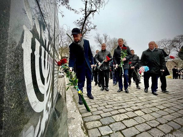 Одесити вшанували пам’ять жертв Голокосту 