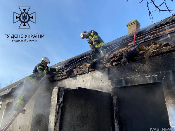 У Березівському районі через необережне куріння згорів приватний будинок