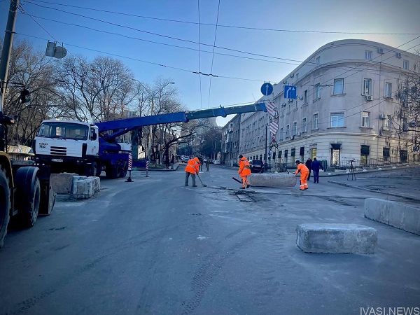 Вулиця Приморська в Одесі відкрита для транзитного проїзду автотранспорту