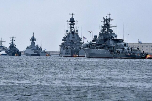 Росіяни тримають у Чорному морі два ракетоносії з «Калібрами»: подробиці
