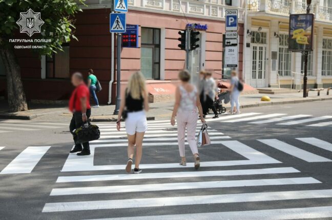 В Одесі з’явився діагональний пішохідний перехід: як він працює