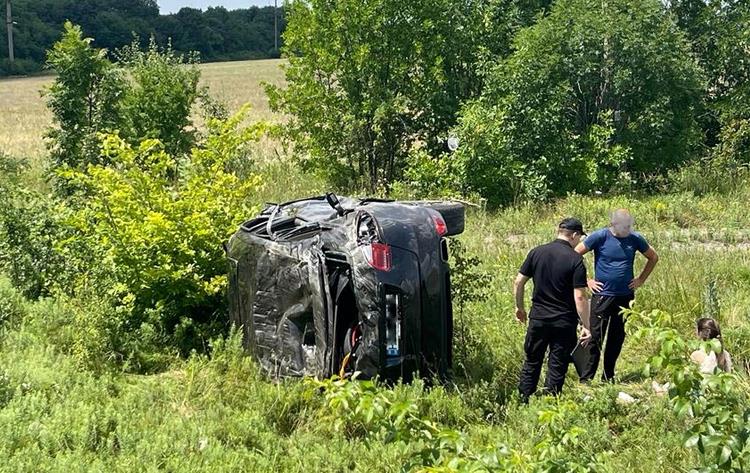 28-летняя жительница Подольска разбила Porsche Cayenne