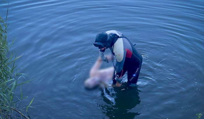Под Одессой мужчина пошел купаться и утонул в пруду