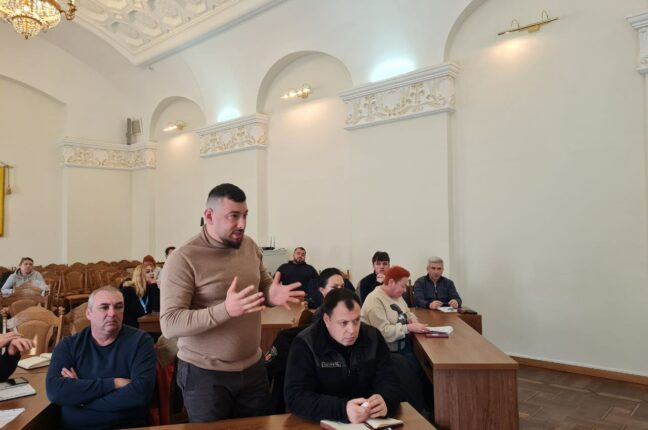В Одесі обговорили процедуру участі волонтерів у закупівлях для ЗСУ (фото)