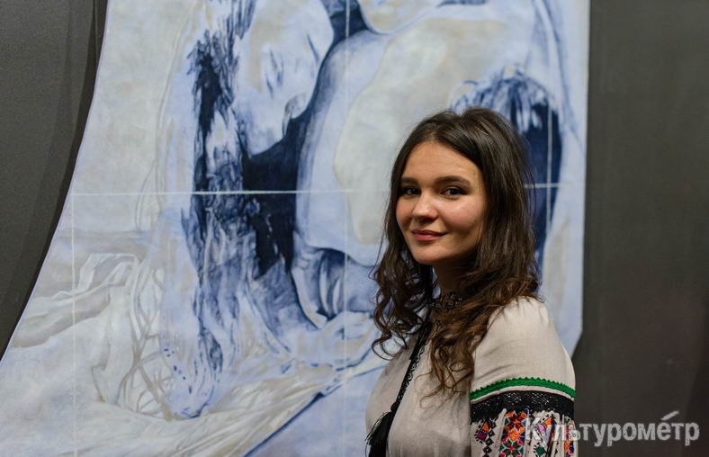 В одесском музее открылась выставка Софии Голубевой “На расстоянии”