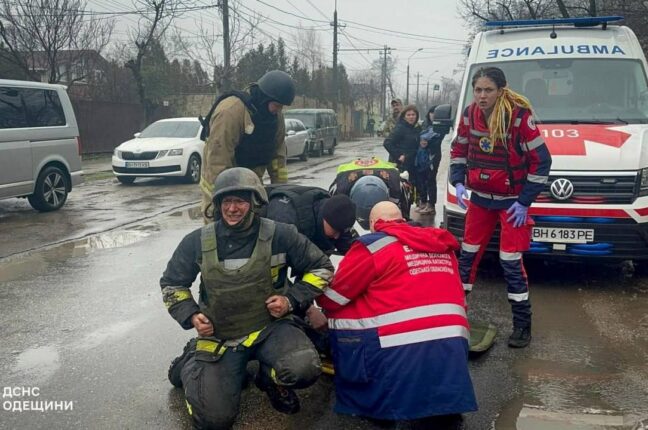 В Одесі загинули рятувальники, медик та поліцейський (фото)