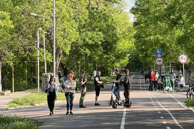 Мер Одеси оголосив війну електросамокатам на «Трасі здоров’я» (відео)