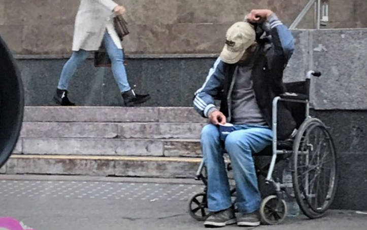 В Одессе разоблачили банду, которая заставляла попрошайничать граждан без жилья