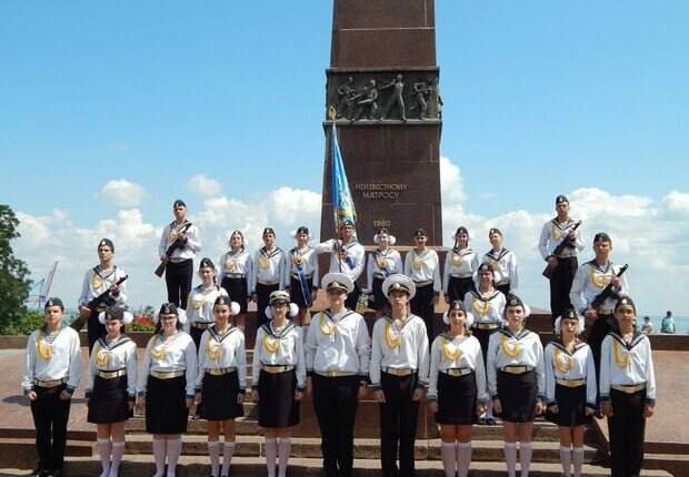 Одеська міськрада скасує почесну вахту пам’яті біля пам’ятника Невідомому матросу