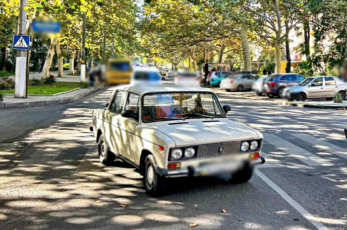 В Киевском районе Одессы автомобиль наехал на детей на пешеходном переходе