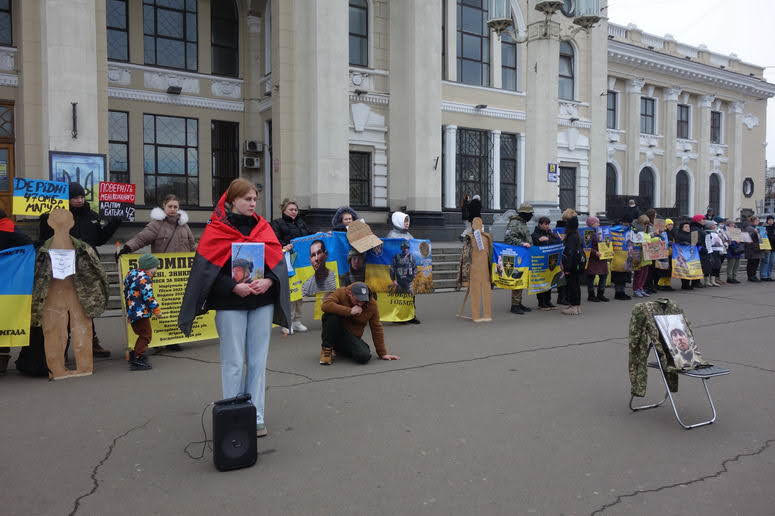 В плену нет праздников – в Одессе провели акции в поддержку пленных (фото)