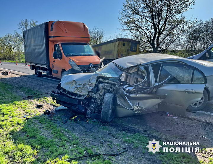 На трассе Одесса-Рени водитель Chevrolet выехала на встречную полосу и погибла в ДТП
