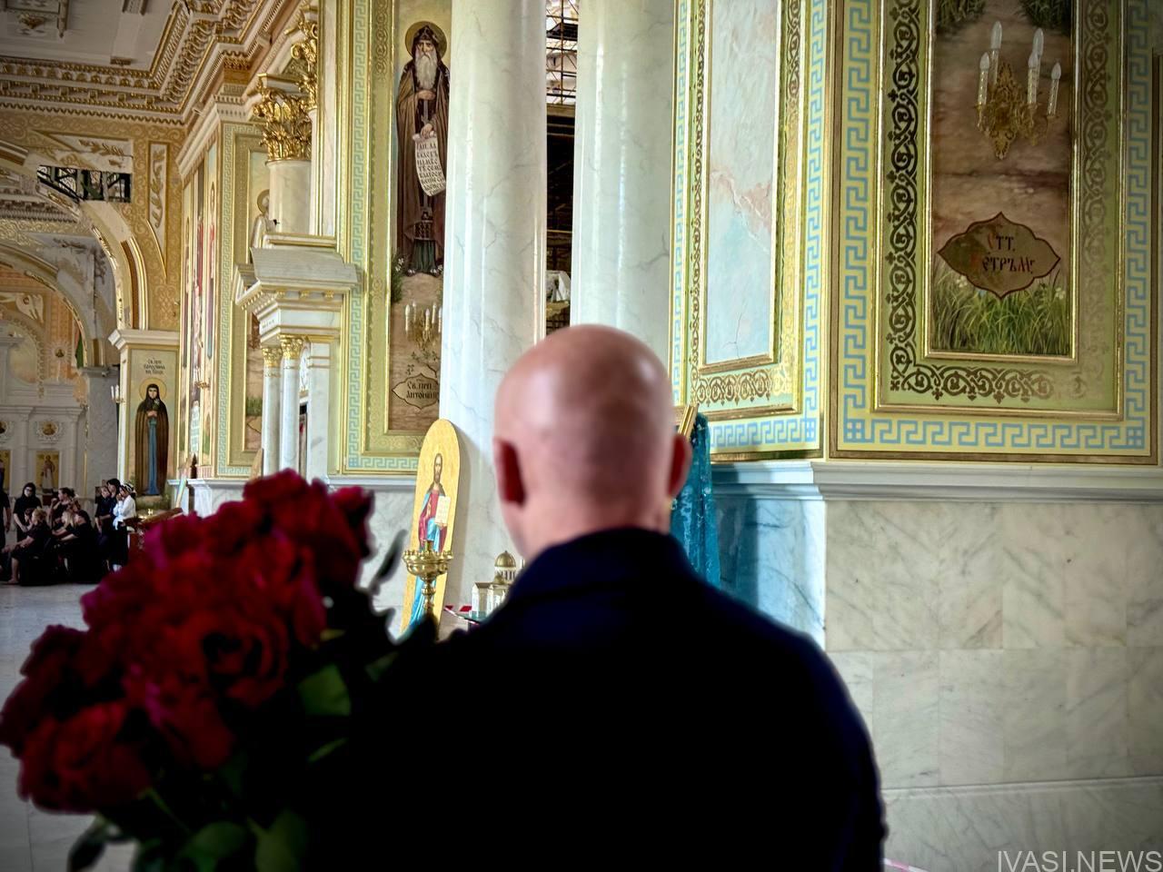 В Одесі попрощалися з видатним одеситом Ігорем Учителем (фото)