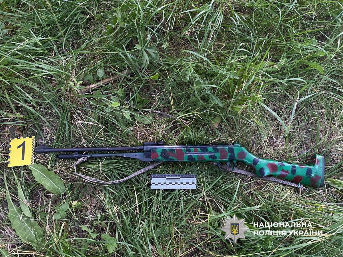На Одещині 10-річний хлопчик поранив друга з пневматичної гвинтівки (фото)