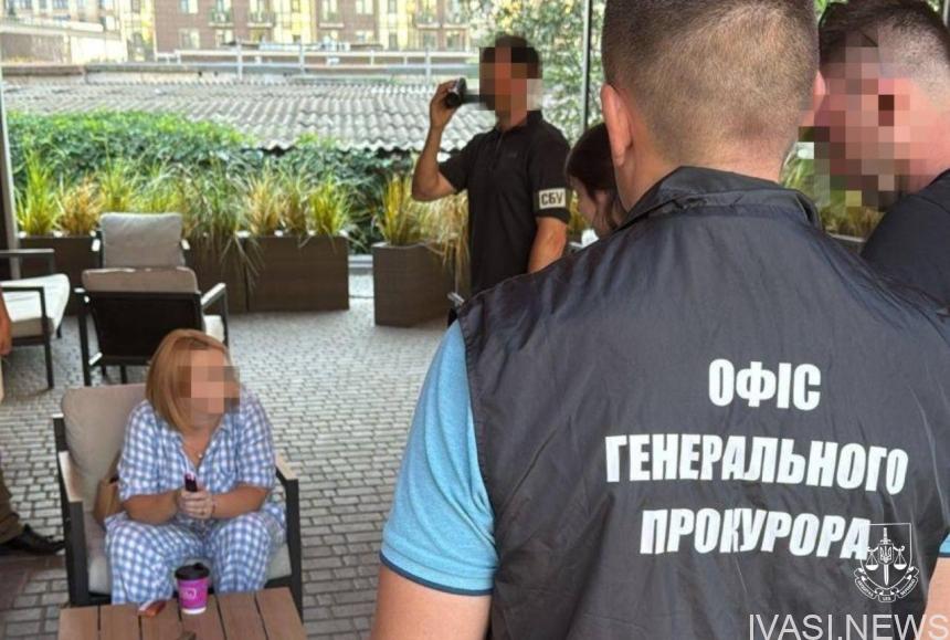 Чиновницю Одеської митниці затримали за хабар у 270 тисяч гривень(фото)